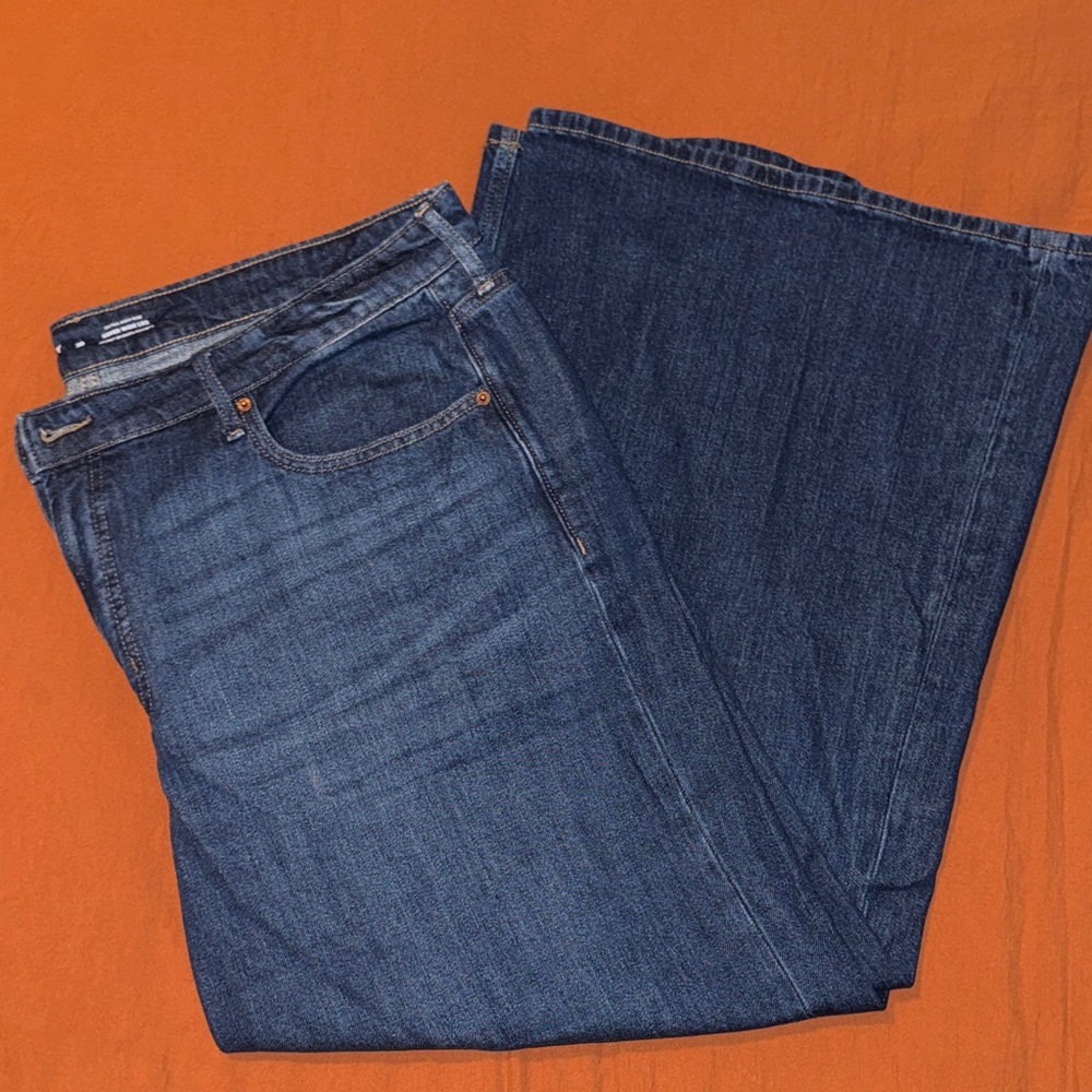 Old Navy Relaxed Fit Dark Blue Jeans